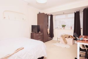 Bedroom- click for photo gallery